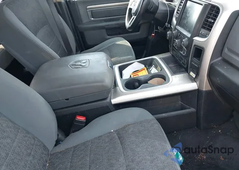 2017 Ram 1500 Big Horn 4X4 5'7 Box z USA, uszkodzony, nr VIN 3C6RR7LT0HG681691